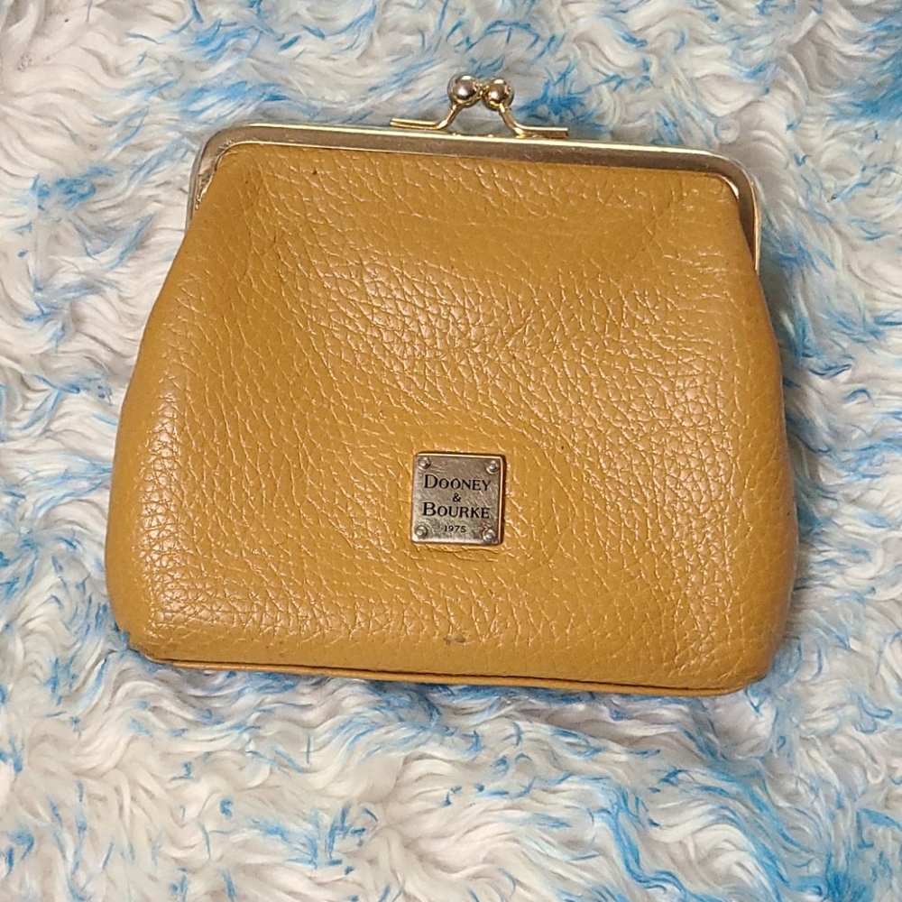 Dooney & Bourke tan coin purse